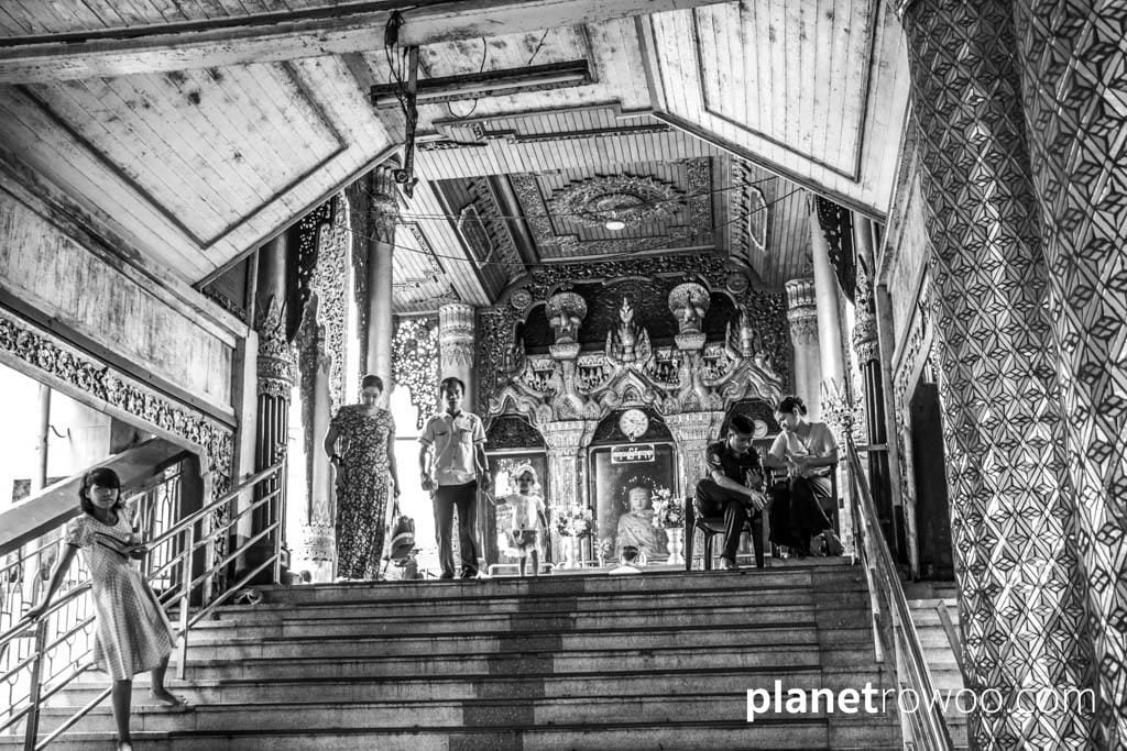 Entrance stairwell to the Sule Pagoda