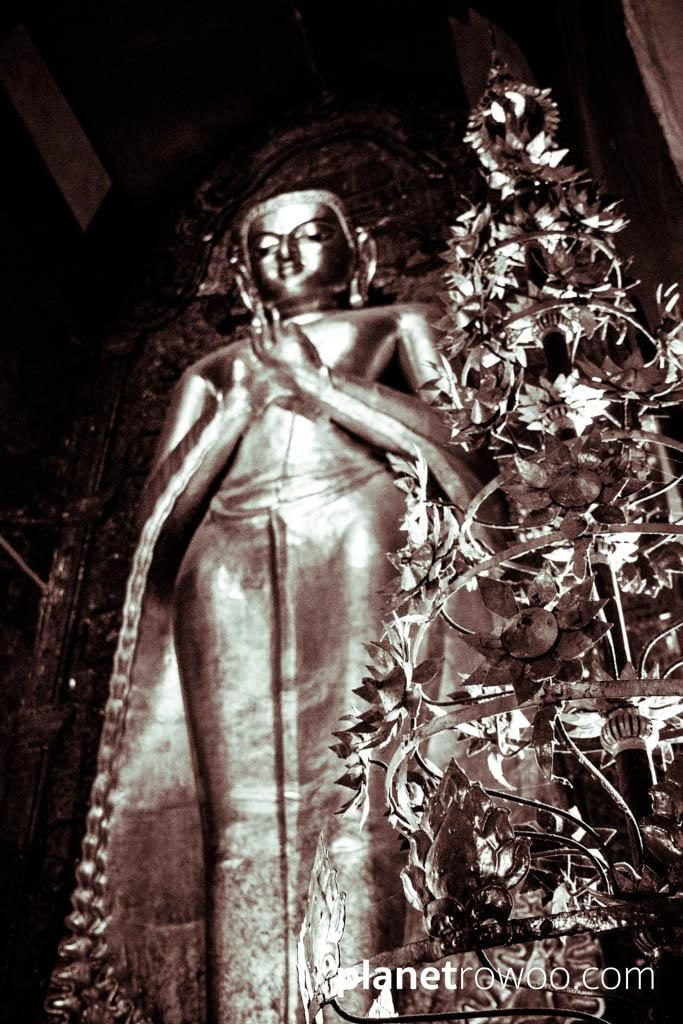 Standing Kakusandha Buddha, Ananda temple