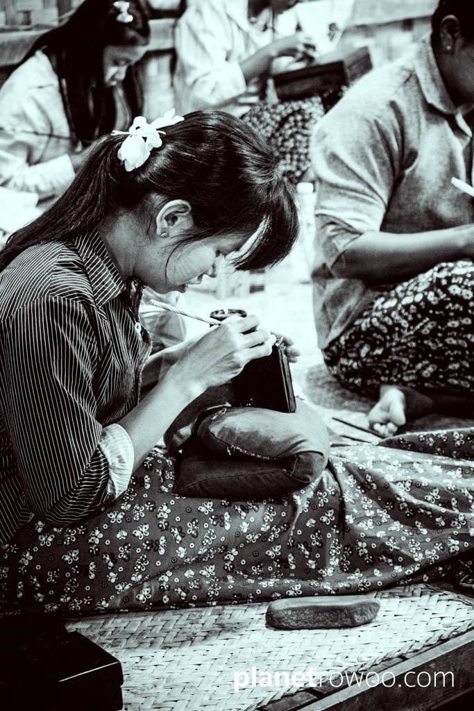 Beginning the etching process in a Bagan lacquerware workshop