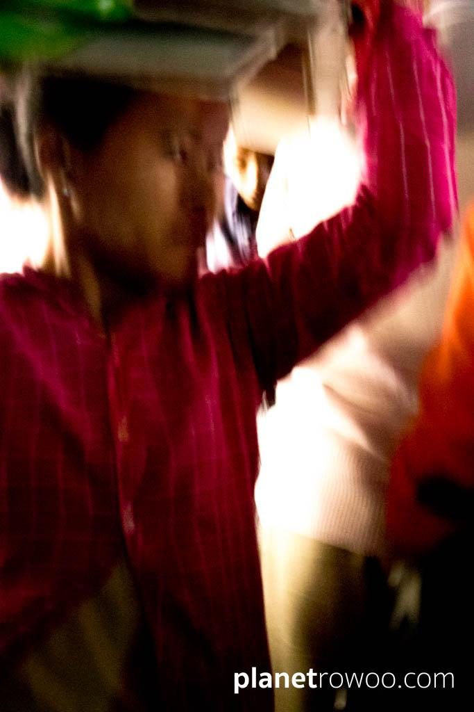 Head-carrying produce (abstract), Nyaung U market