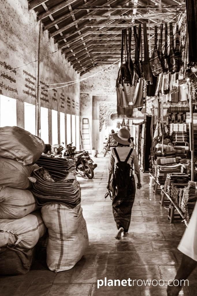 Following my guide through the Shwezigon pagoda walkway