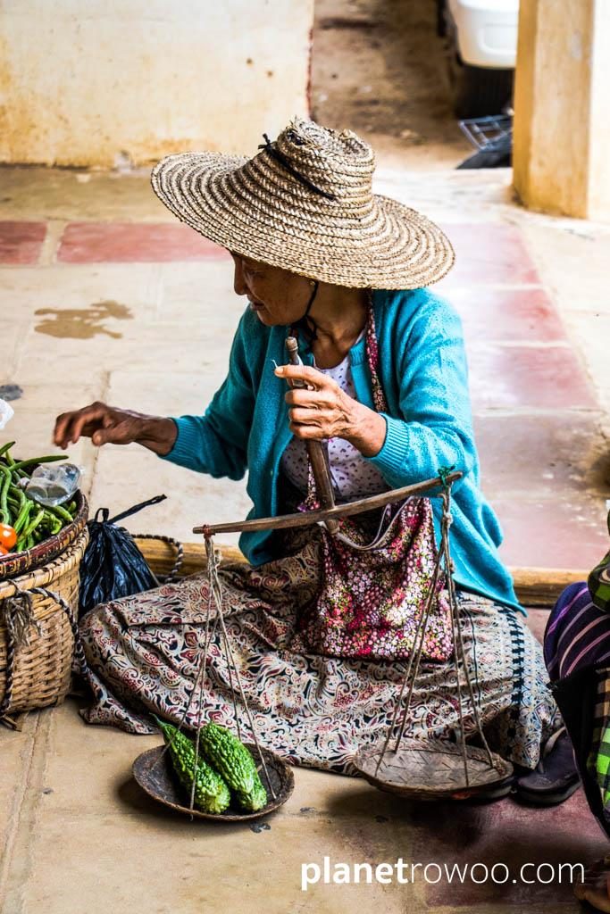 Bitter melon vendor in the Shwezigon pagoda walkway