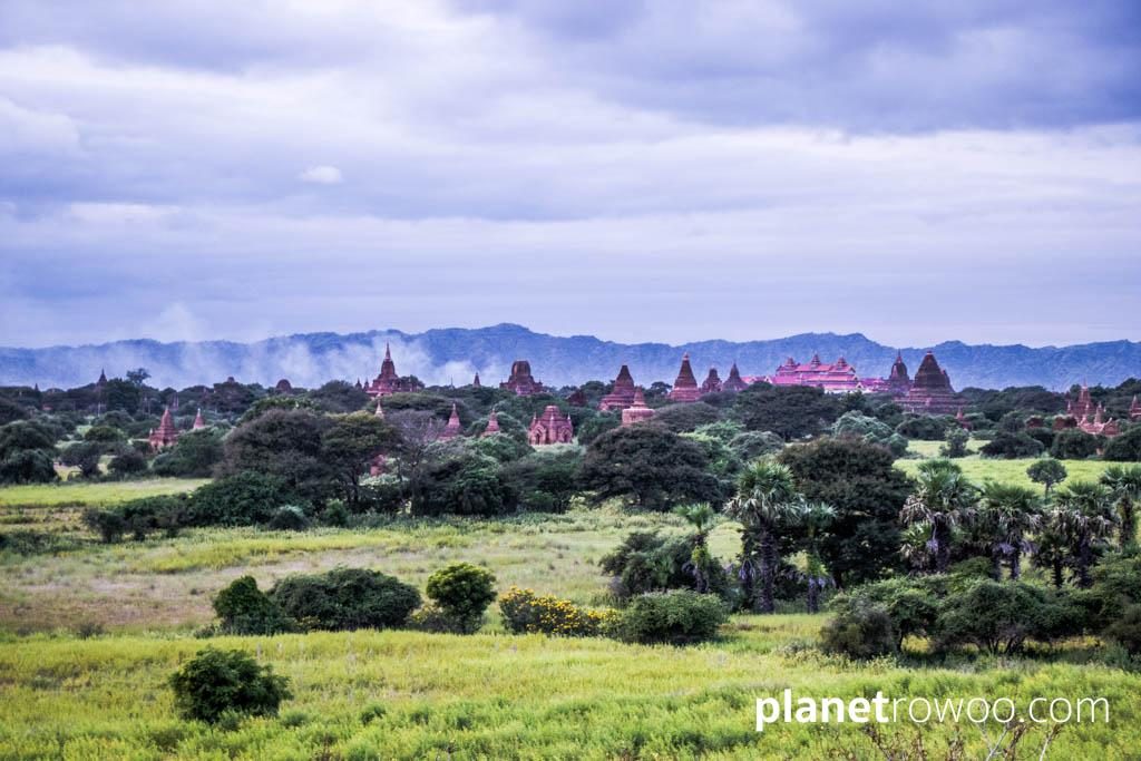 View across the Bagan plains from Taung Guni temple