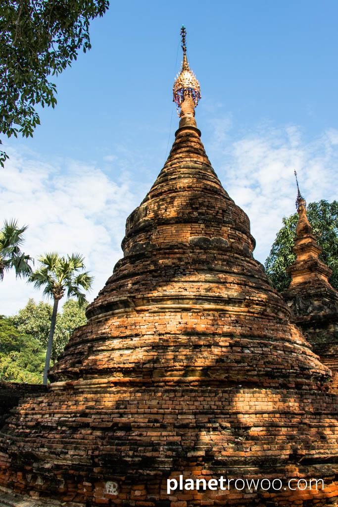Brick stupas at Yedanasimi Pagoda