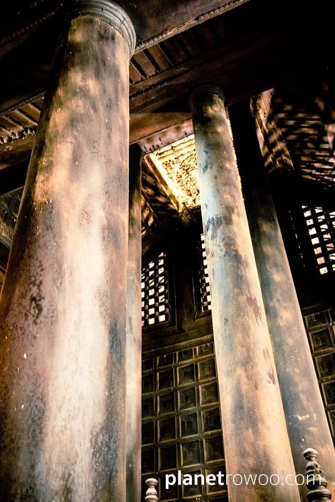 Bagaya Monastery interior teak pillars