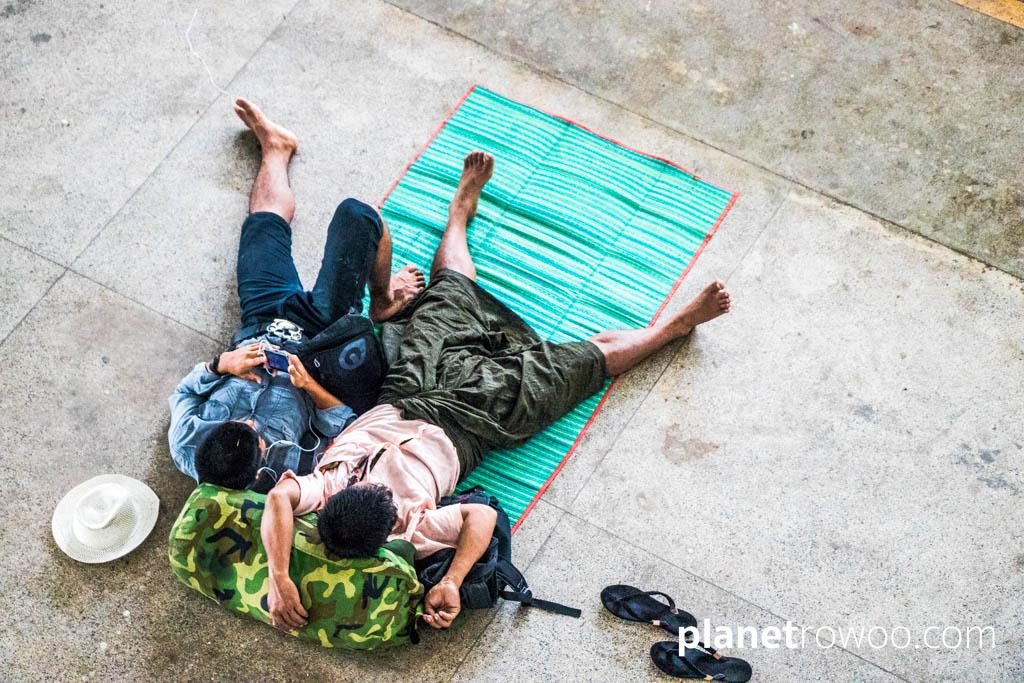 Waiting, Mandalay railway station