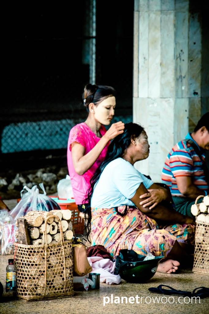 Thanaka seller, Mandalay railway station