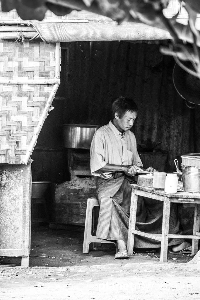 Local villager preparing lunch, New Bagan
