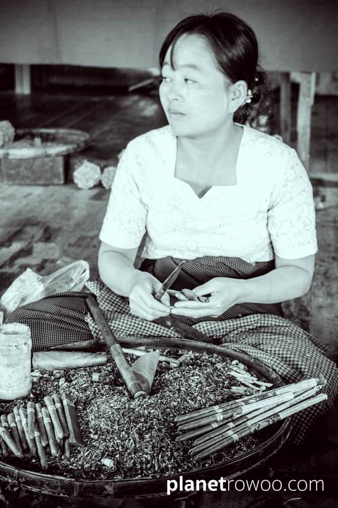 Cutting a cheroot, Inle Lake cheroot factory