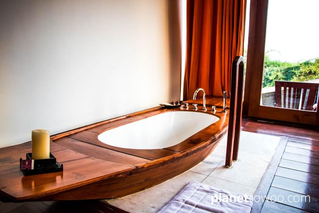 The boat-shaped bath, Pristine Lotus Resort