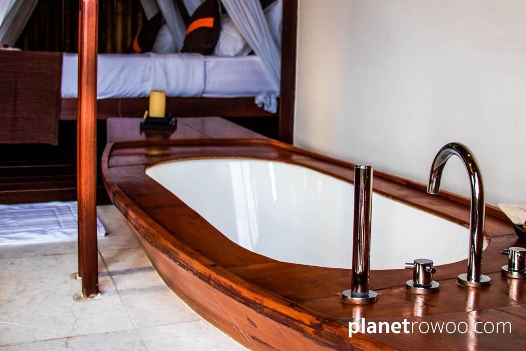 The boat-shaped bath, Pristine Lotus Resort
