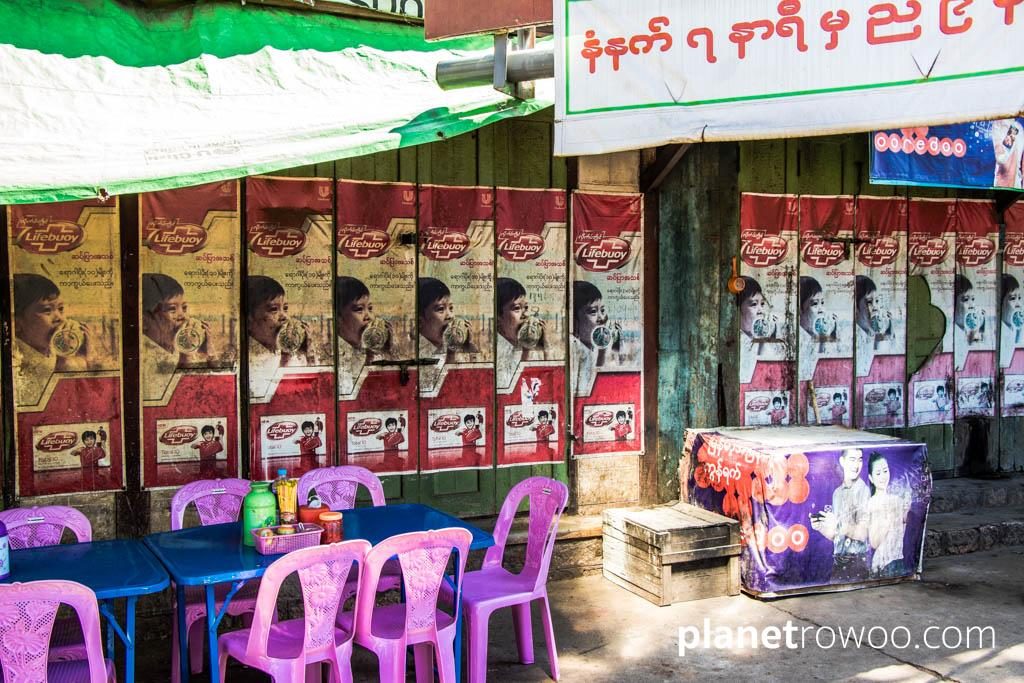 Street food seating, Kalaw