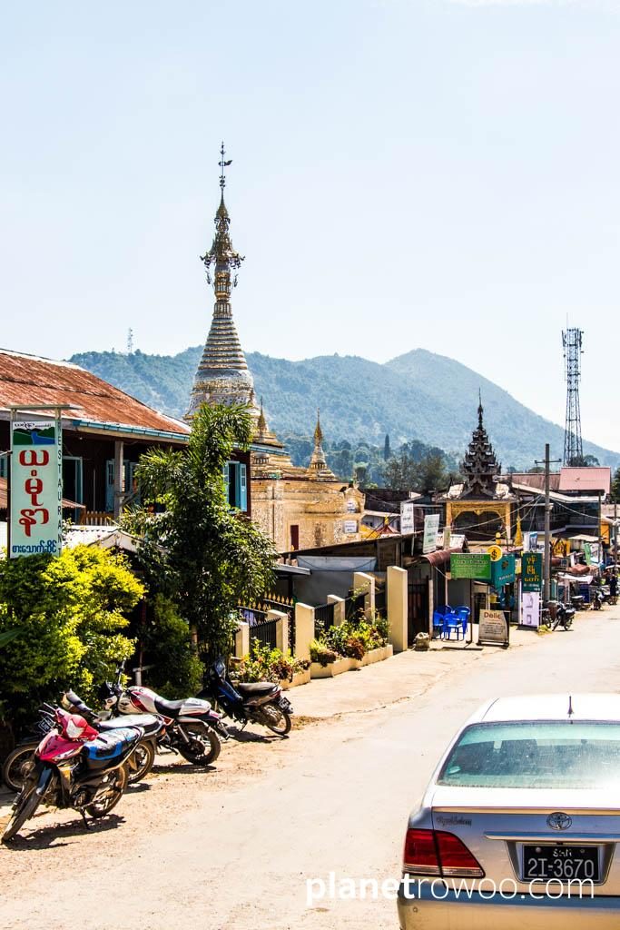 The Aung Chan Tha Pagoda and Kalaw hills beyond