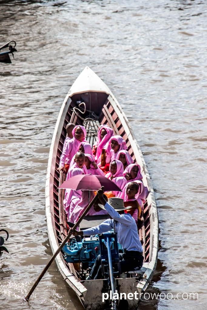Nyaung Shwe nuns on a trip to Inle Lake