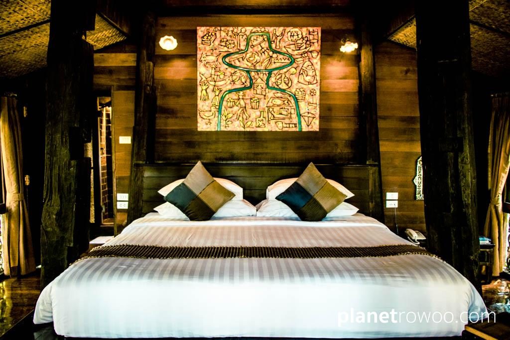 Super King Bed in the Marndadee Rice Barn Villa
