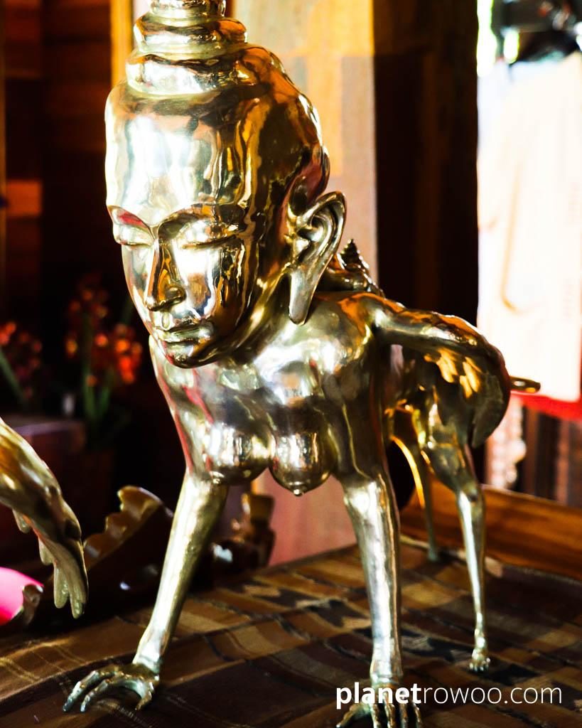 Sculpture by Thongchai Srisukprasert at the Marndadee