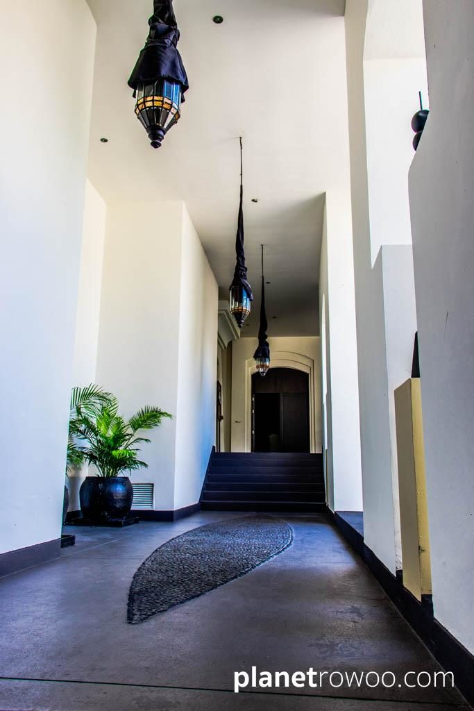 Anantara Bophut interior corridor