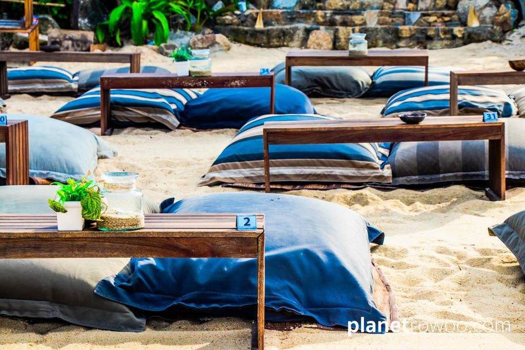 Bean bag vibes on Bophut beach, Koh Samui
