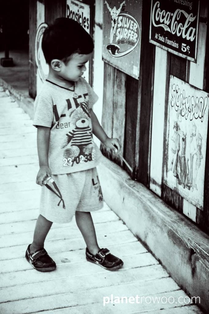 Young boy in Fisherman's Village, Bophut