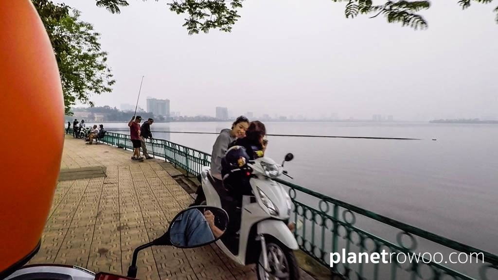 Hanoi Motorbike Tour - West Lake
